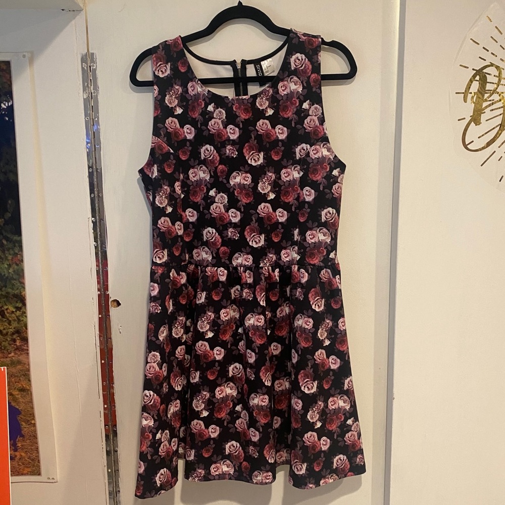 H&M Divided Black Floral Dress